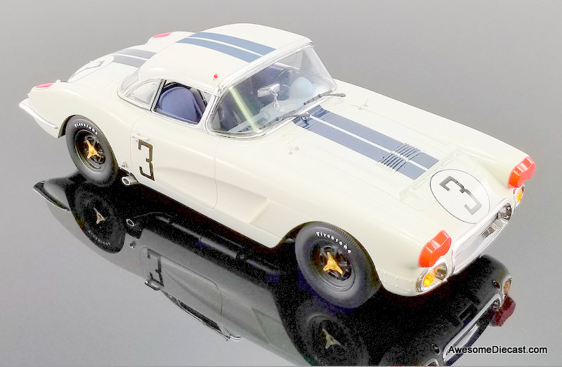 RAR 1:18 1960 Chevrolet Corvette #3 Cunningham Team: 1960 24 Hours Le Mans Class Champion