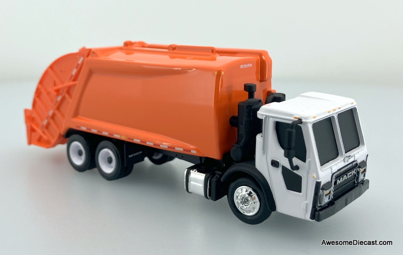 First Gear 1:87 Mack LR w/McNeilus Rear Load Refuse Body, Orange/White