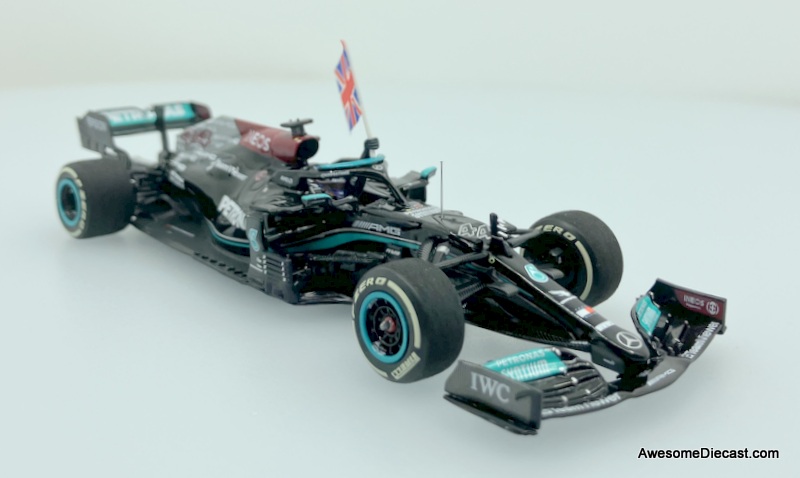 Minichamps 1:43 Mercedes AMG Petronas Formula 1 #44: Lewis Hamilton, Winner 2021 British Grand Prix 