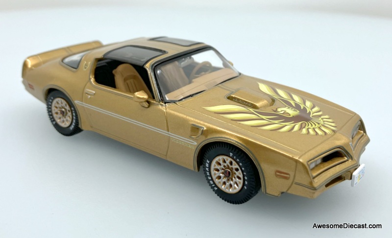 IXO 1:43 1978 Pontiac Firebird, Metallic Gold IXO 1:43 1978 Pontiac Firebird, Metallic Gold