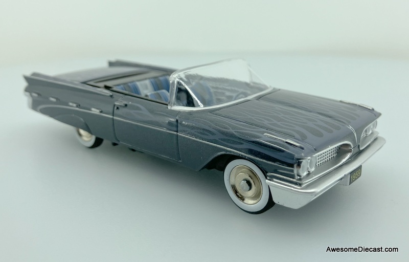 Classic Replicas 1:43 1959 Pontiac Bonneville Convertible, Blue/CustomFlame