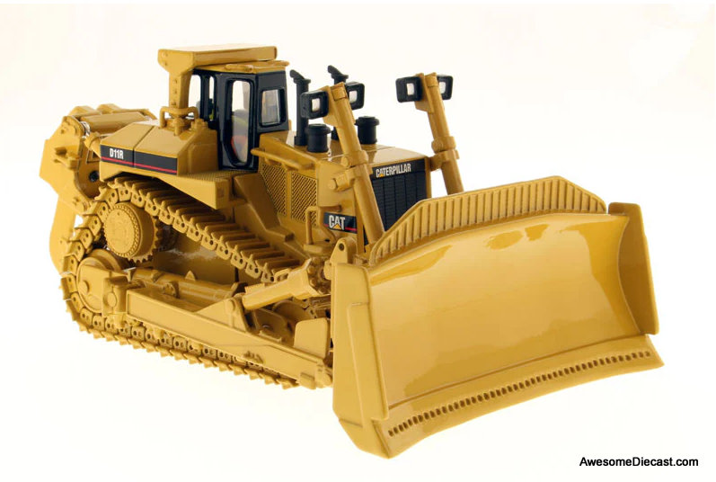 Diecast Masters 1:50 Cat D11R Track Type Tractor