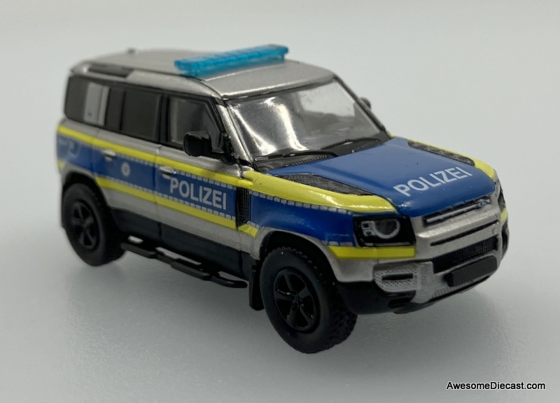 PCX87 1:87 Land Rover Defender 110: German Police