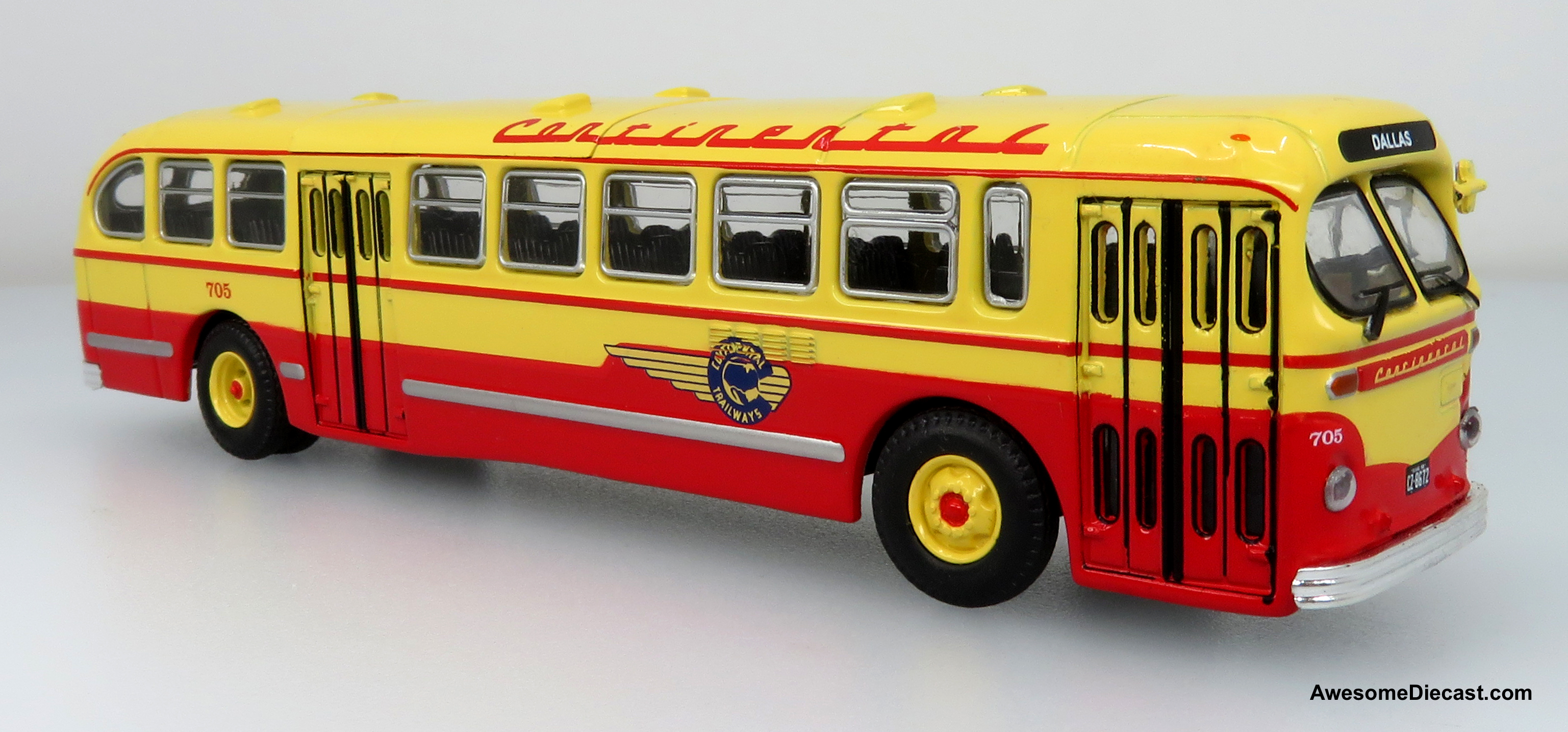 Iconic Replicas 1:87 1952 CCF Brill CD-44 Transit Bus: Continental Trailways