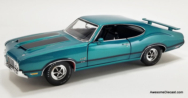 ACME 1:18 1970 Oldsmobile 442 W-30, Aegean Aqua Metallic