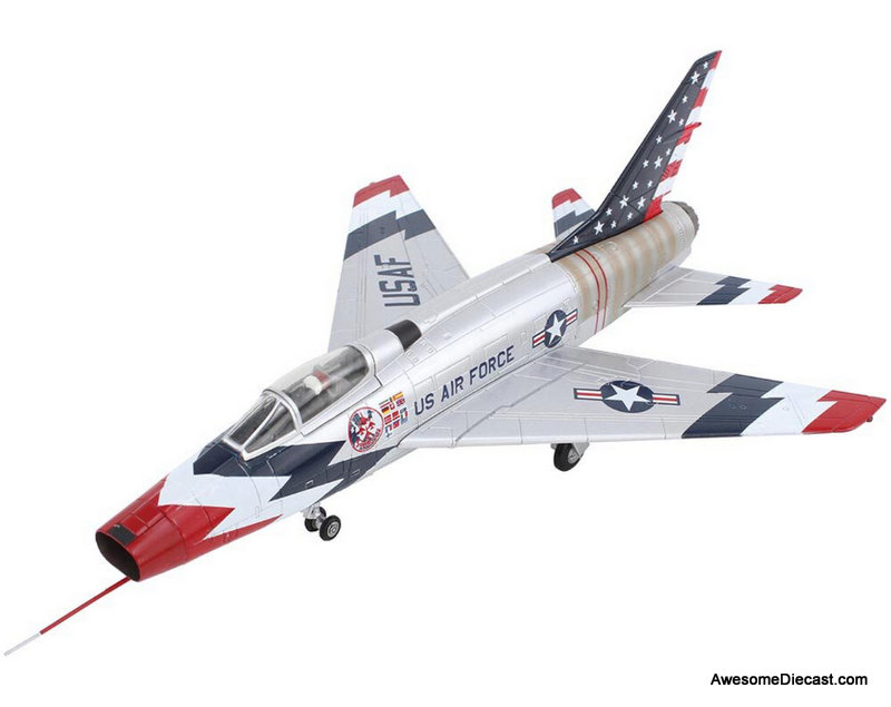 Hobby Master 1:72 North American F-100D Super Sabre USAF Skyblazers, 1960 Hobby Master 1:72 North American F-100D Super Sabre USAF Skyblazers, 1960
