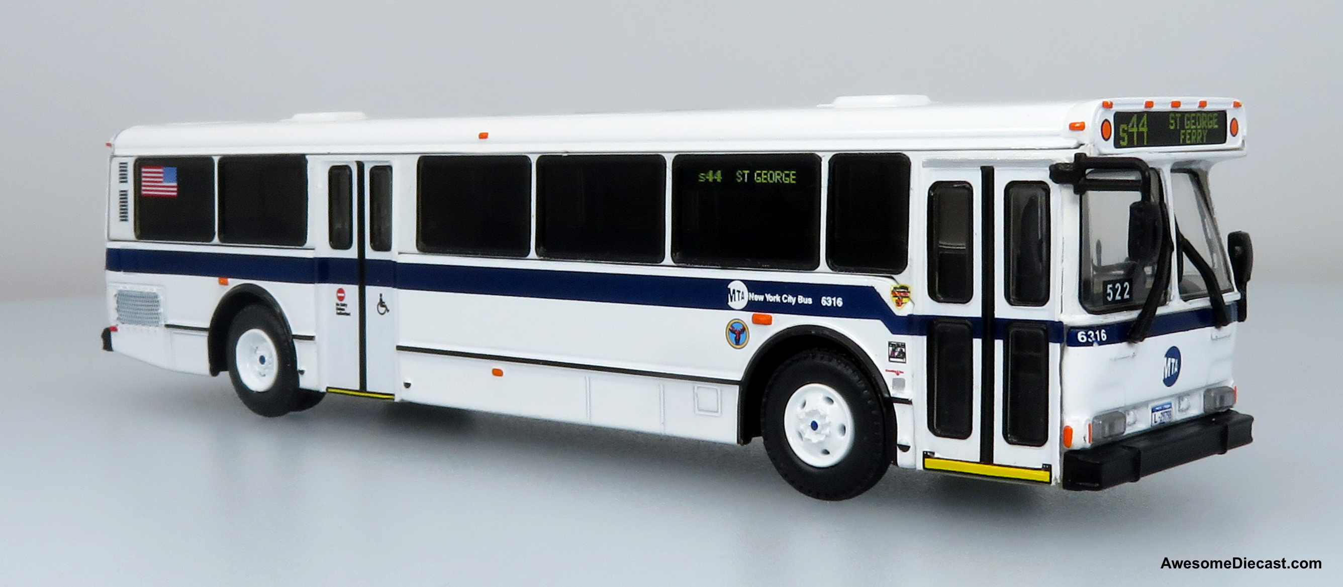 Iconic Replicas 1/43 New York City Busニューヨーク