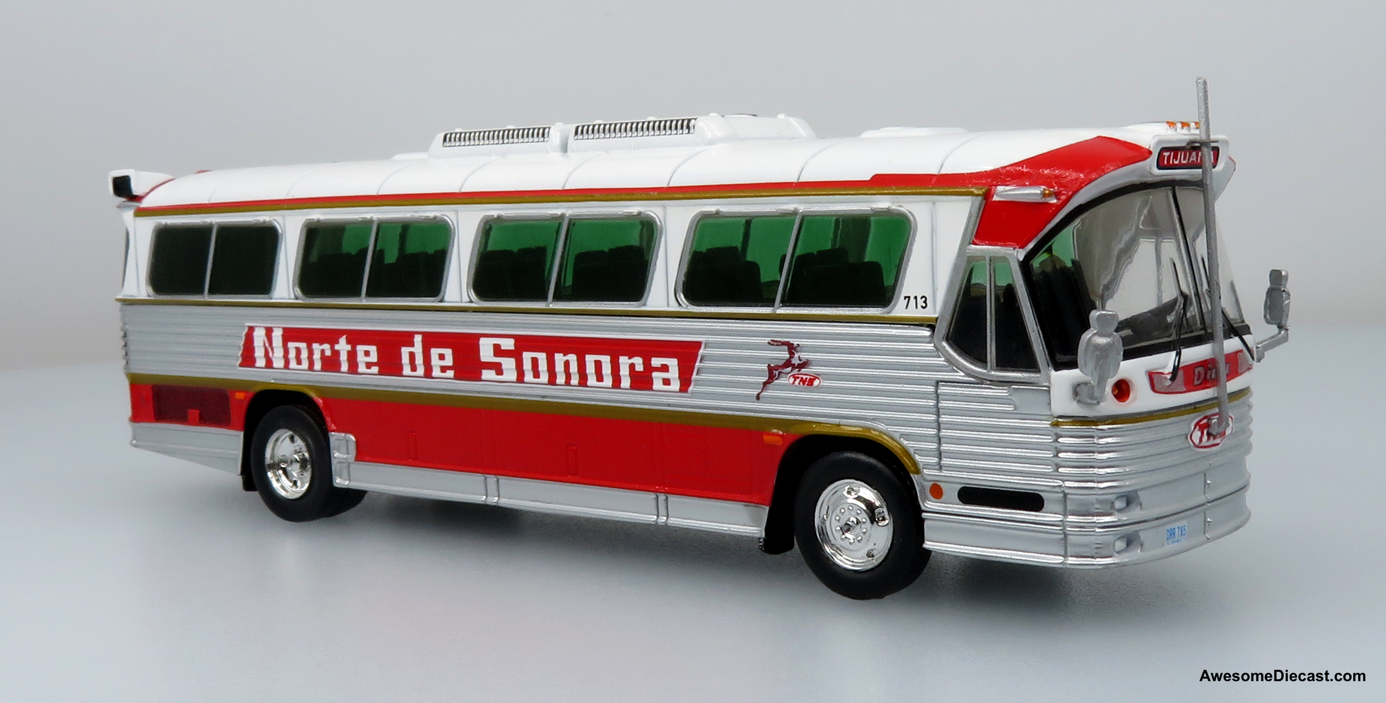 Iconic Replicas 1:87 Dina Olimpico Coach: Norte de Sonora