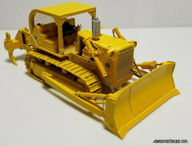 First Gear 1:50 International Harvester TD-25 Crawler Dozer