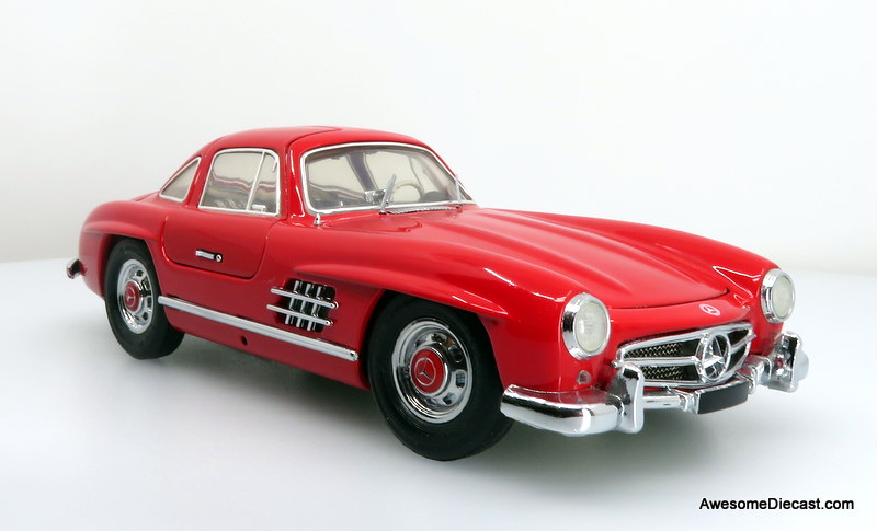Franklin Mint 1:24 1954 Mercedes- Benz Gullwing 300SL, Red