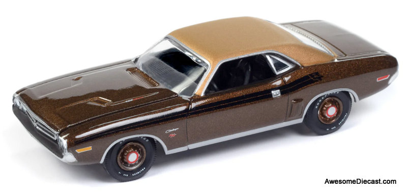 AutoWorld 1:64 1971 Dodge Challenger R/T, Dark Gold Metallic w/Gold Vinyl Roof