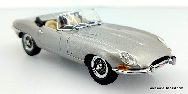 Kyosho 1:43 Jaguar E-Type Roadster, Silver