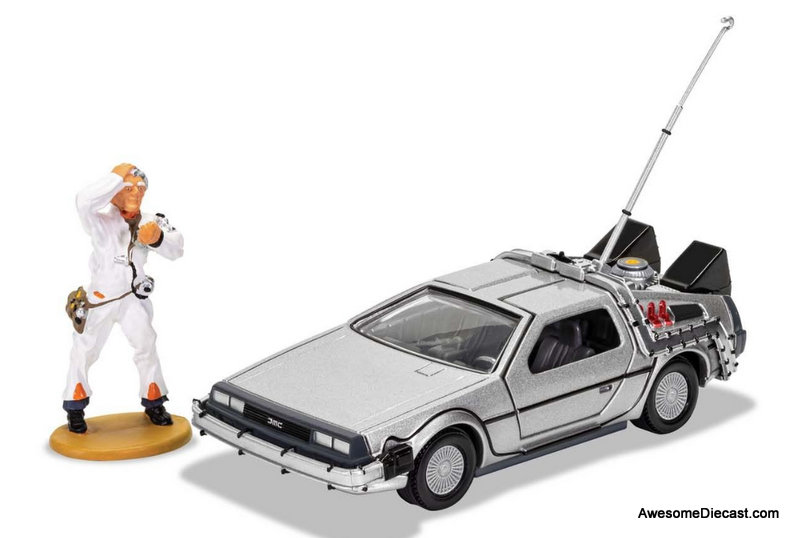 Corgi バック・トゥ・ザ・フューチャー デロリアン Corgi 1:36 Back to The Future Delorean w/Doc Brown Figure