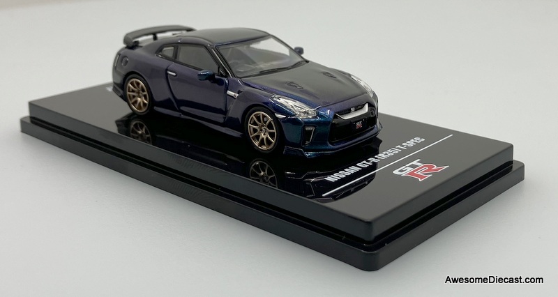 Inno64 1:64 Nissan Skyline GT-R R35 T-Spec, Midnight Purple