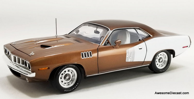 1971 Plymouth Cuda, Tahitian Walnut Metallic/White 1:18 Diecast Model Car by Acme