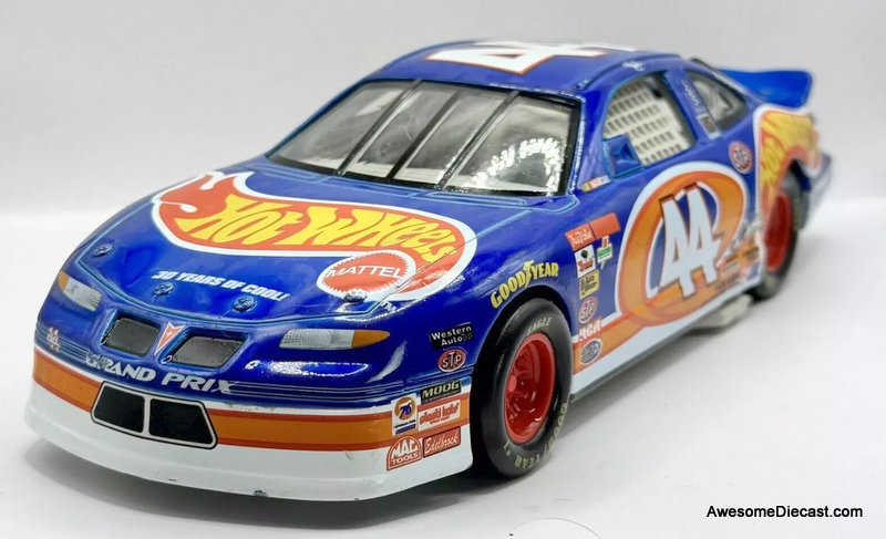 1997 Pontiac Grand Prix Nascar #44 Kyle Petty 1:43 Diecast Model Car by Hot Wheels