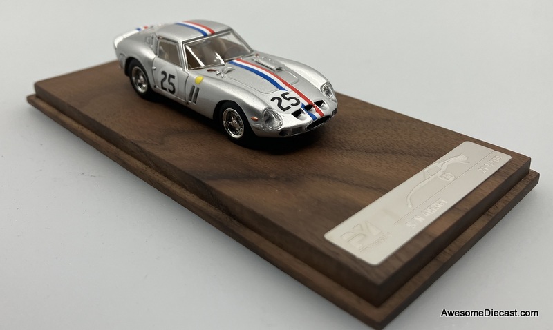 Ferrari 250 GTO #25, Silver 1:64 Diecast Model Car by Finclassically