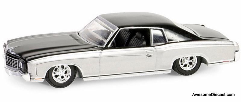 1972 Chevrolet Monte Carlo Lowrider, Silver 1:64 Diecast Model Car by Greenlight