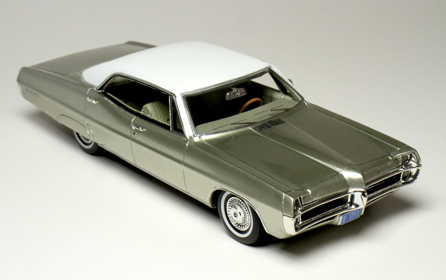 1967 Pontiac Bonneville Champagne Irid 1:43 Scale Resin Cast