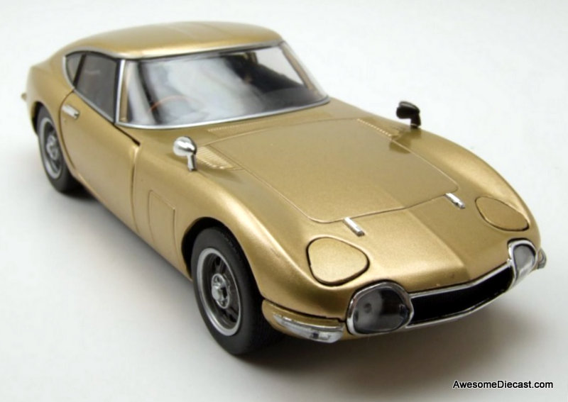 1967 Toyota 2000 GT, Metallic Beige 1:24 Diecast Model Car by White Box