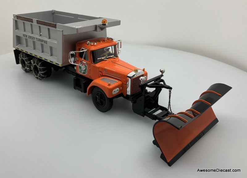 Mack Brockway Dump Truck w/Snow Plow: New Jersey Turnpike 1:34 Diecast Model Truck by First Gear