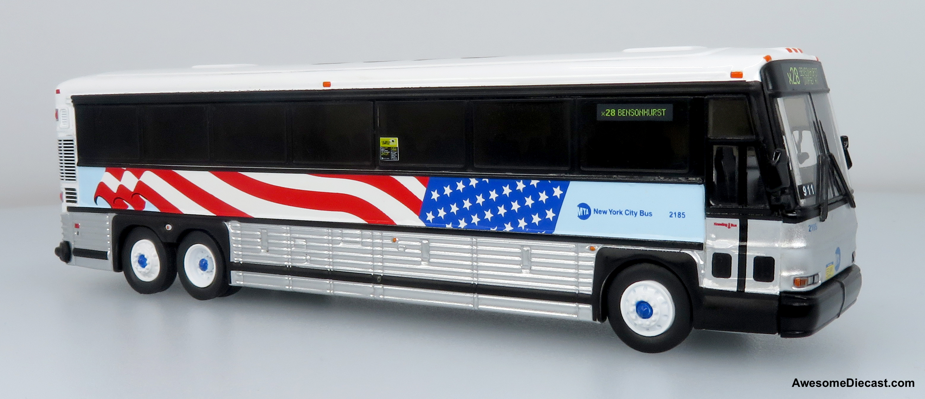 2001 MCI D4000 Coach: MTA New York City - 9/11 Memorial Bus
