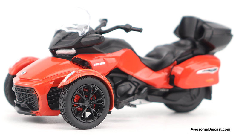 Can-Am Spyder F3, Limited Special Series, 3-Wheel Motorcycle, Viper Red 1:32 Diecast Model Motor Cycle by Diecast Masters