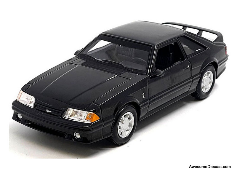 1993 Ford Mustang SVT Cobra, Black 1:24 Diecast Model Car by