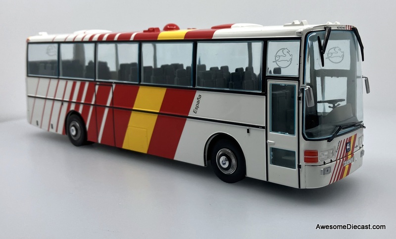 1982 Pegaso 6100S Van Hool: FIFA World Cup SPAIN 1982 1:43 ABS Plastic Model Bus by Hachette