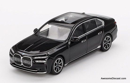 MINI GT BMW i7 x DRIVE60 　 チェイスカー Mini GT Mijo Exclusives BMW i7 xDrive60 Alpine White & Black