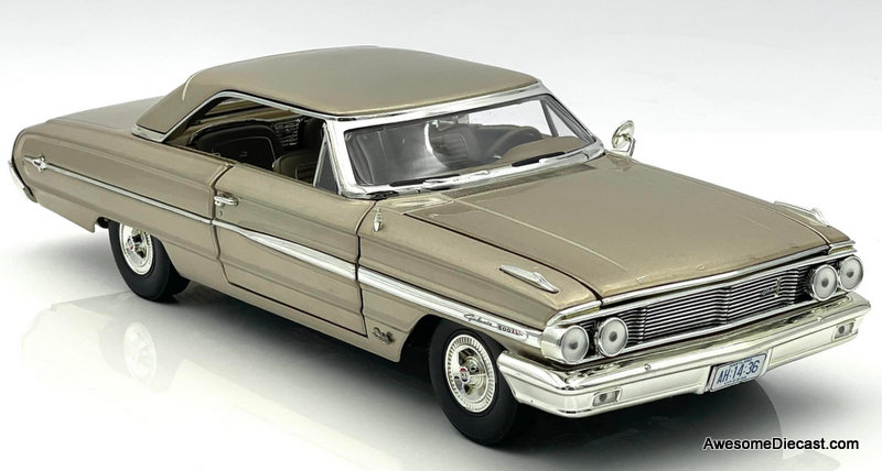 1963 Ford Galaxie 500 - Champagne 1:18 Diecast Model by Sun Star