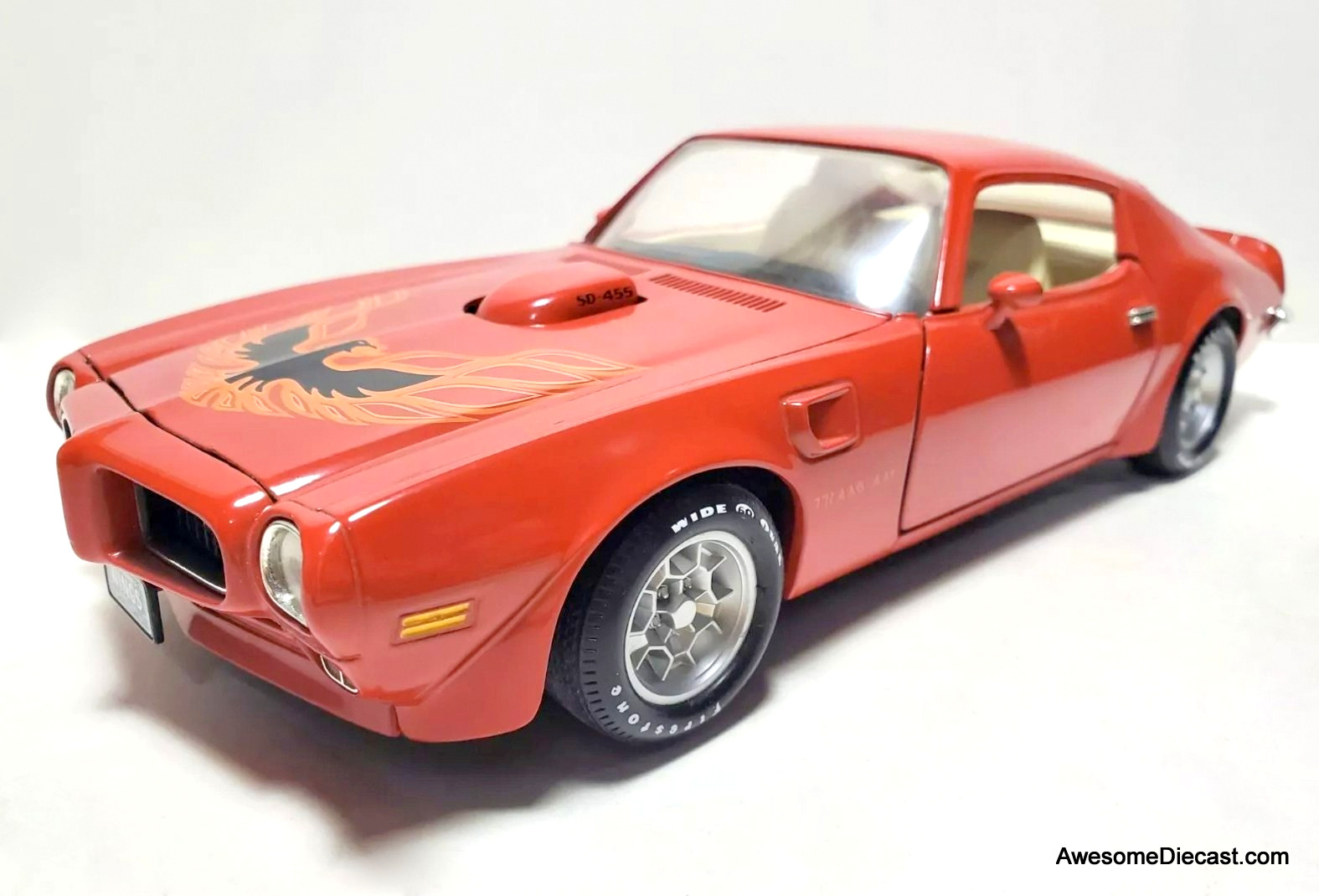 1973 Pontiac Firebird Trans Am, Buccaneer Red 1:18 Diecast Model