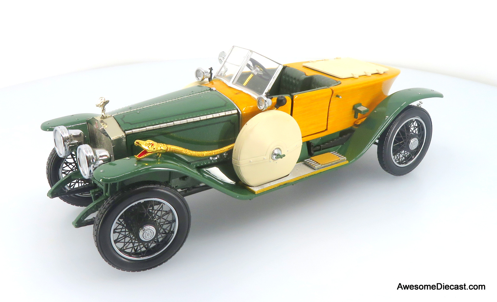 1914 Rolls-Royce Boat Tail Speedster, Green/Wood 1:24 Diecast Model by Franklin Mint