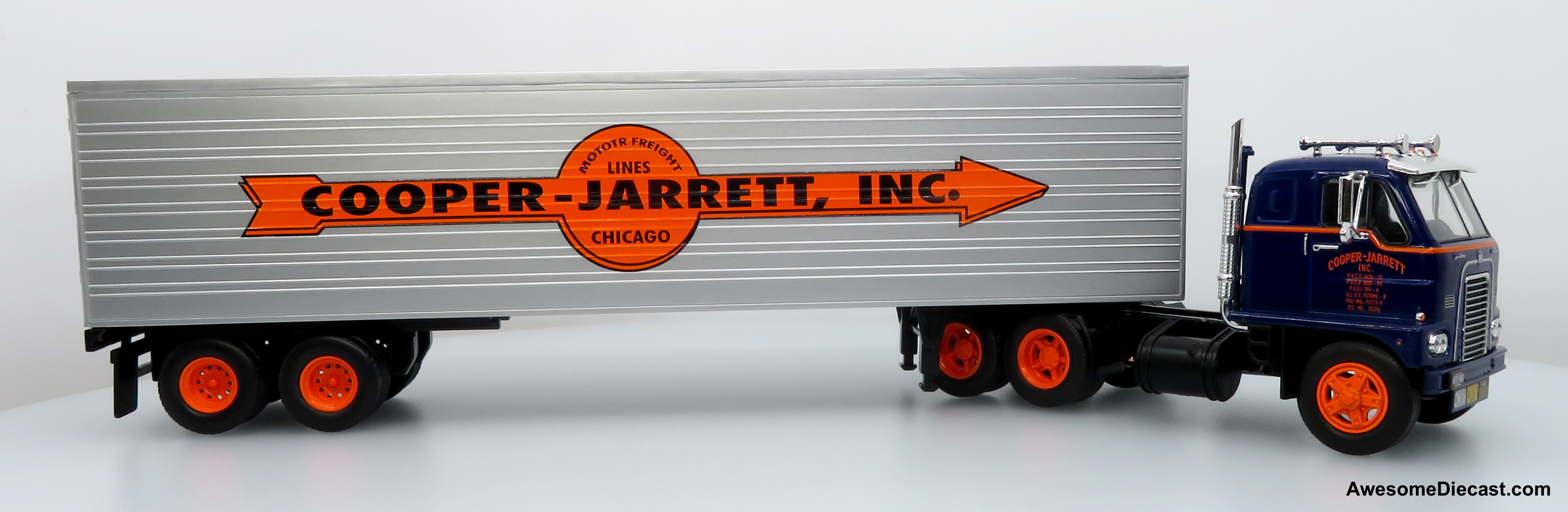 1959 International DCOF-405 w/ Trailer: Cooper Jarrett Inc. 1:43 Diecast/ABS Plastic Model Truck by Iconic Replicas