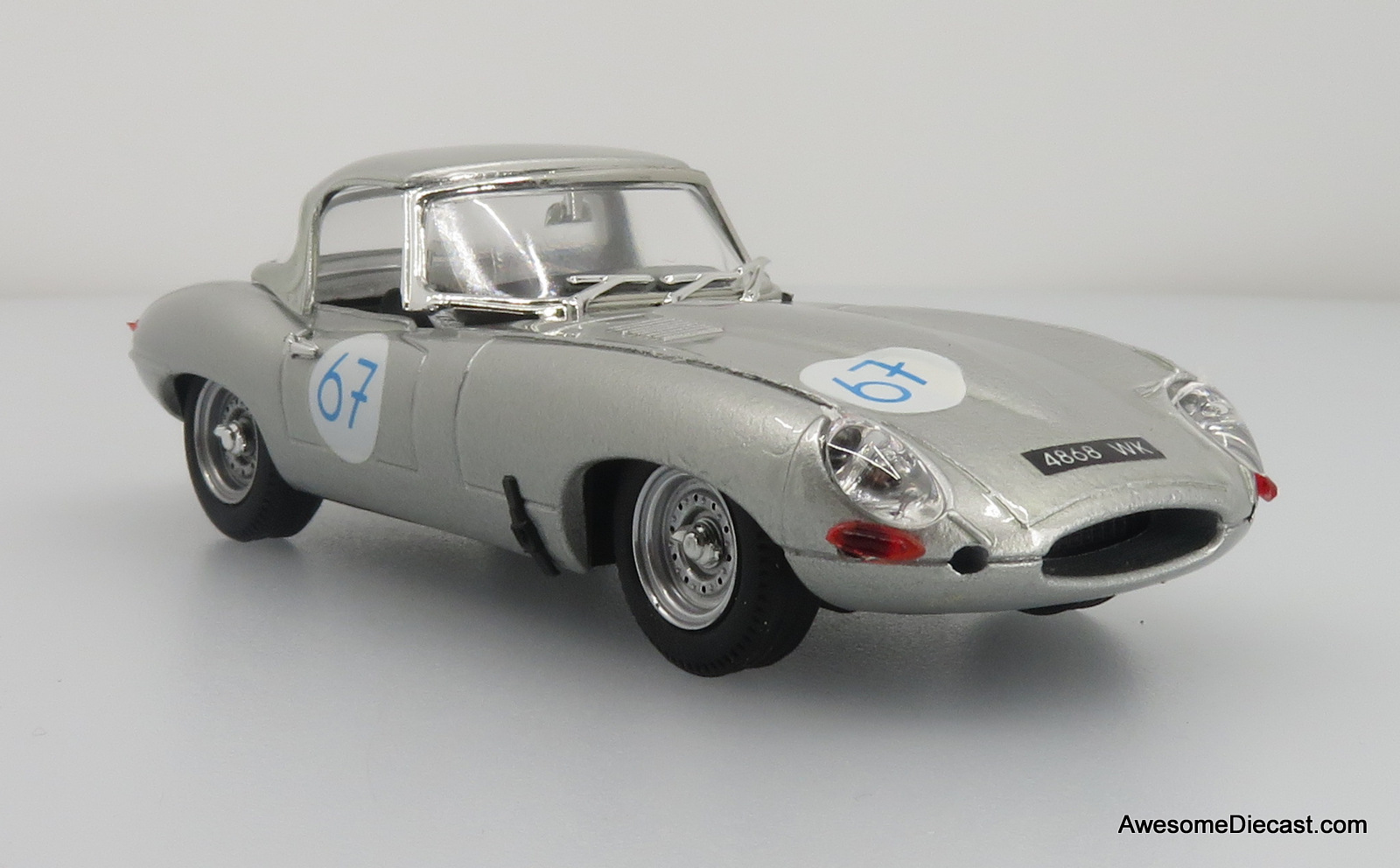 1962 Jaguar E-Type Coupe, Silver 1:43 Diecast Model Car by