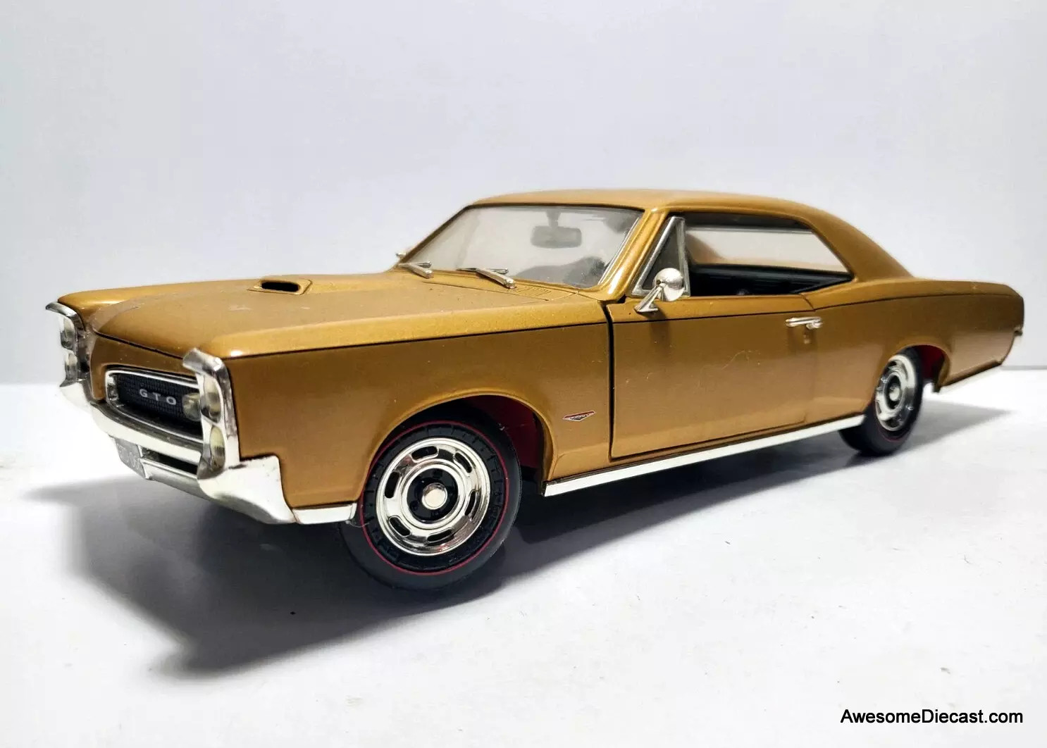 1966 Pontiac GTO, Yellow Mustard 1:18 Diecast Model Car by ERTL