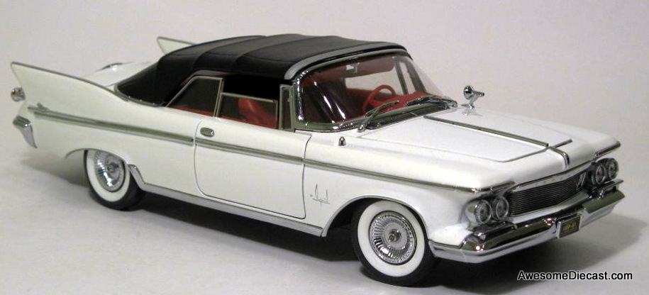 1961 Chrysler Imperial Crown Convertible, White 1:18 Diecast Model