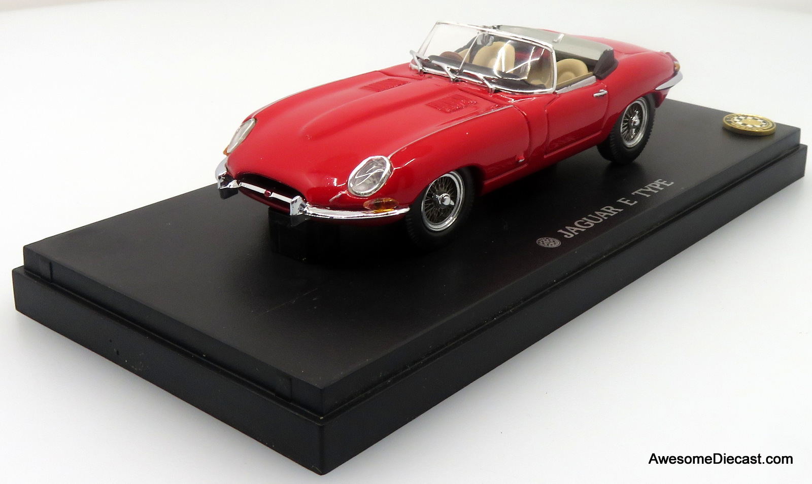 Jaguar E-Type, Red 1:43 Diecast Model Car by Kyosho