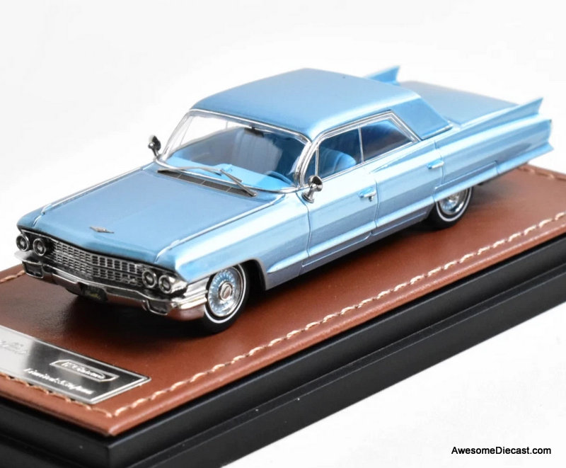 1962 Cadillac Sedan DeVille, Ice Blue Metallic 1:64 Diecast Model