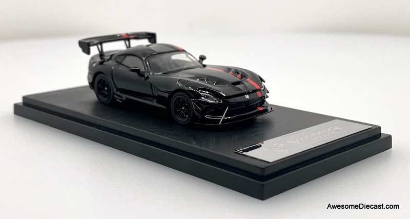 Dodge Viper ACR, Black 1:64 Diecast Model Car by Hone Model