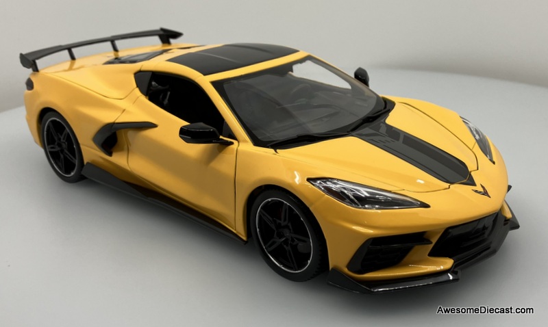 2020 Chevrolet Corvette Stingray Coupe, Yellow 1:18 Diecast Model
