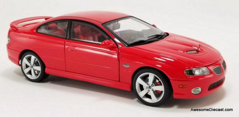 2006 Pontiac GTO, Torrid Red/Red 1:18 Diecast Model Car by GMP