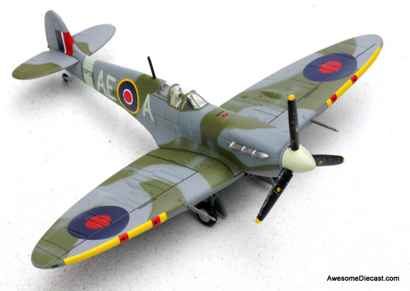 Supermarine Spitfire MkVb EP120/AE-A 402 Sqn RAF, City of Winnipeg, Flown by S/L Jeff Northcott D.S.O, D.F.C Duxford 1943 1:72 Diecast Model Plane by Legion Models