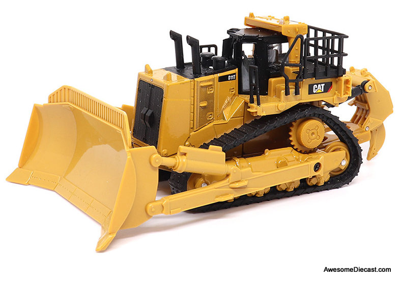 Caterpillar D11 Dozer 1:64 Diecast Model Construction Vehicle by Diecast Masters