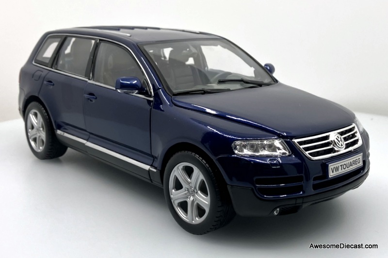 RARE!! Volkswagen Touareg V10 TDi, Metallic Blue 1:18 Diecast Model Car by Welly