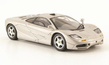 Minichamps 1:43 1993 McLaren F1 Street Car: Silver 