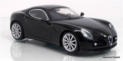 Minichamps 1:43 Alfa Romeo 8C Competizione (Top Gear)