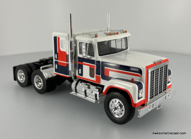 1:43 Scale Model Diecast Cars, Buses, Trucks & More