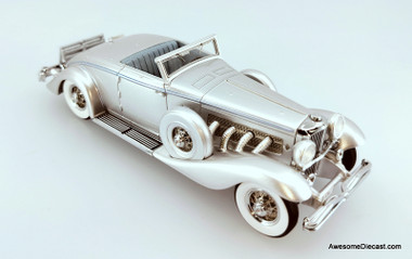 Minichamps 1:43 1936 Duesenberg SJN Convertible Coupe, Silver