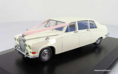 1968 Daimler DS420 Wedding Car - White 1:43 Diecast Model by Oxford